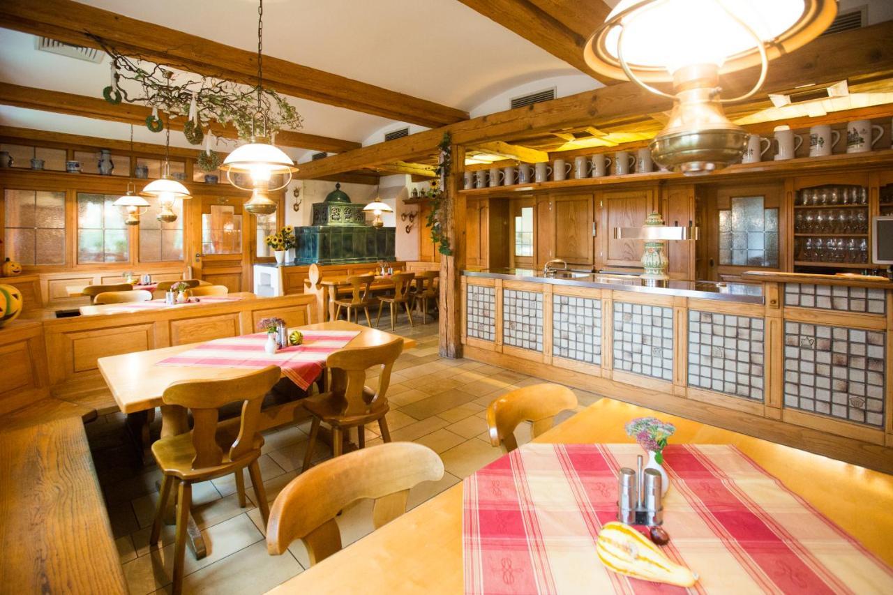 Landgasthof Geser Sarching Exterior foto